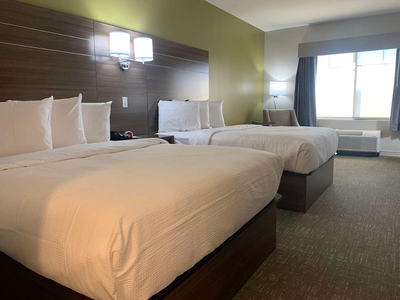 Best Western Plus Horseheads Inn & Suites Esterno foto