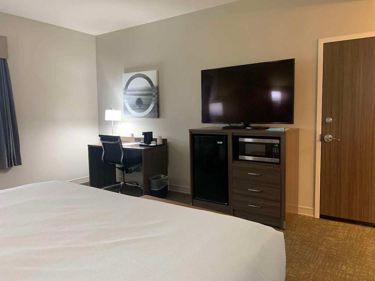 Best Western Plus Horseheads Inn & Suites Esterno foto