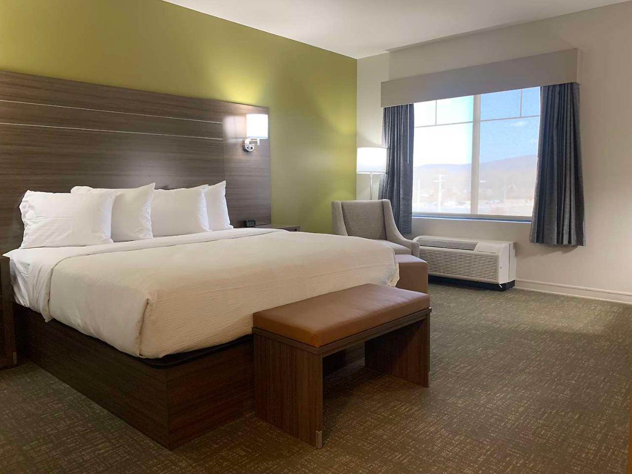 Best Western Plus Horseheads Inn & Suites Esterno foto